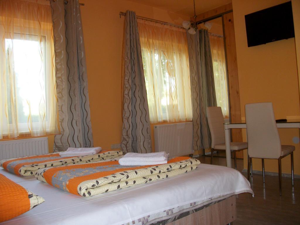 Hotel Éden II. Miskolc Exterior foto
